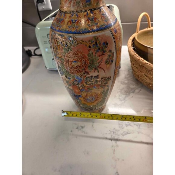 Vintage Satsuma style Japanese Vase - Picture 7 of 10